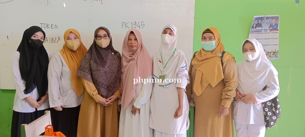 Pelaksanaan Skrining  pada Remaja Putri Kelas 7 dari Dinas Kesehatan Kota Banjarmasin