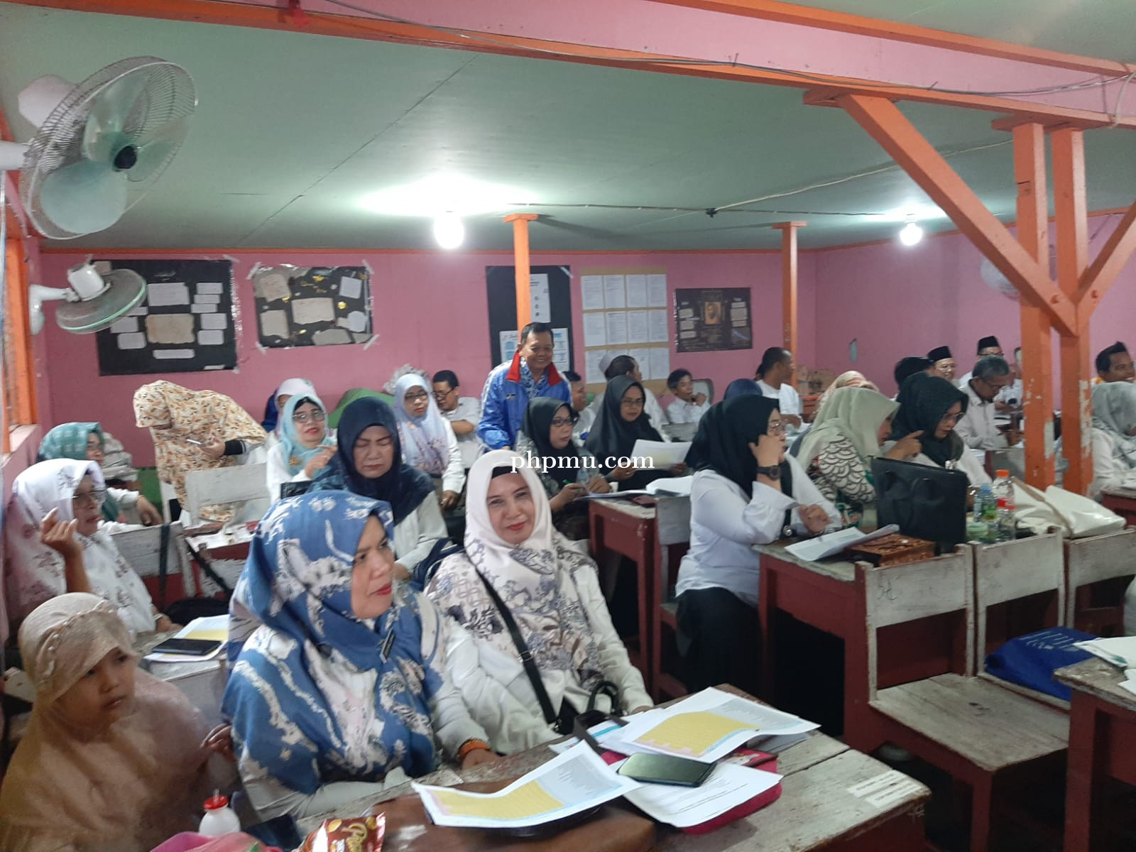 MTsN 2 Kota Banjarmasin Adakan Rapat Kenaikan Kelas