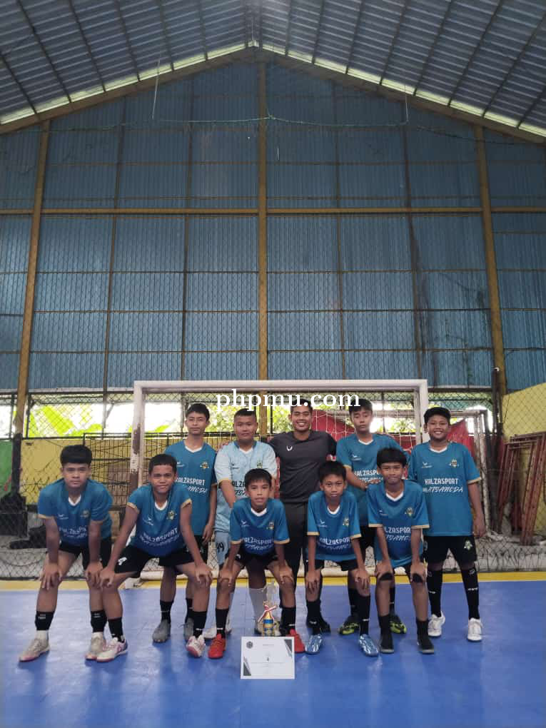 Siswa MTsN 2 Kota Banjarmasin Raih Juara Harapan 1 Futsal BAN-KAL CUP 2024 
